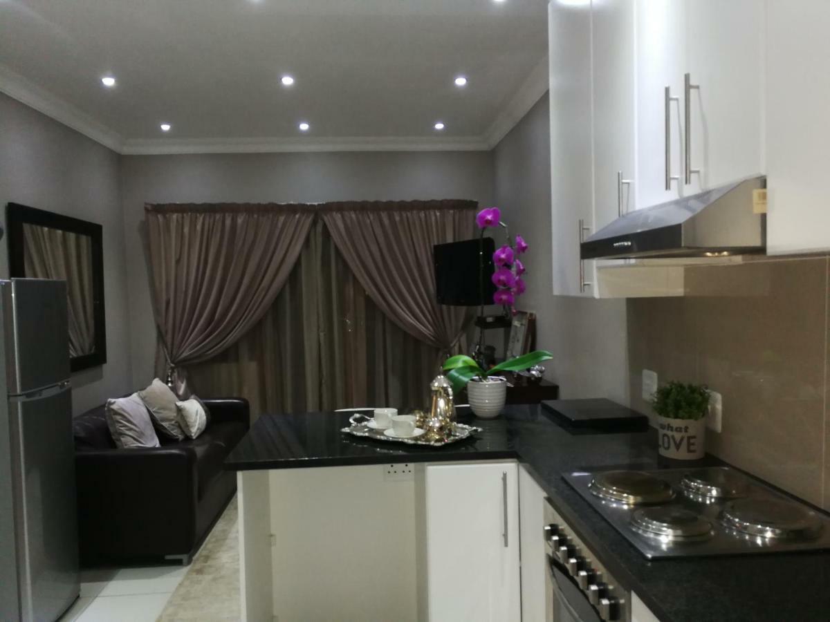 Pongola Road Self Catering Accommodation Uitenhage Экстерьер фото