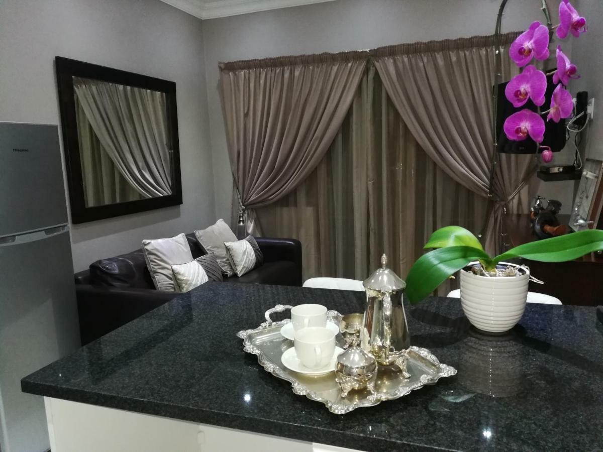Pongola Road Self Catering Accommodation Uitenhage Экстерьер фото