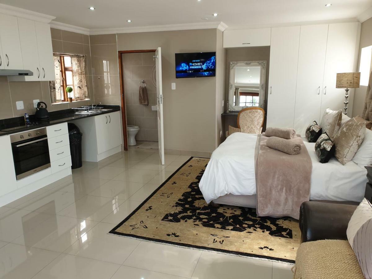 Pongola Road Self Catering Accommodation Uitenhage Экстерьер фото