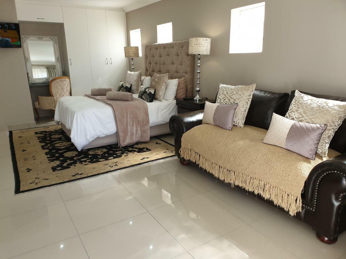 Pongola Road Self Catering Accommodation Uitenhage Экстерьер фото